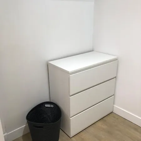 L'evasion Centre Et *