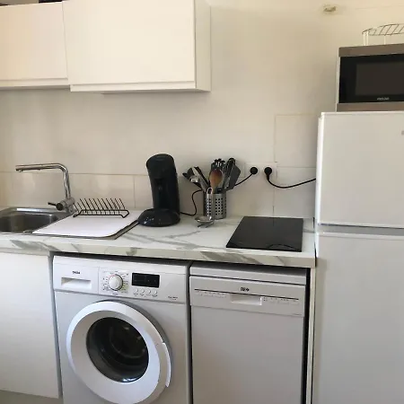 L'evasion Centre Et *